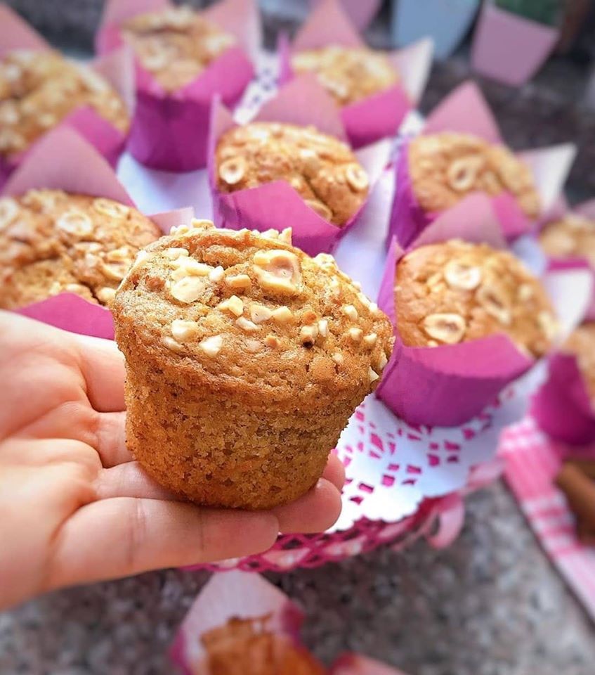 TARÇINLI HAVUÇLU KEK